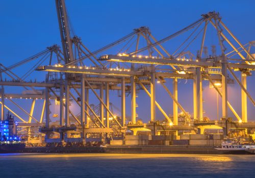 Spedycja morska FCL/LCL – rezerwacje u armatorów, VGM, dowóz/odwóz kontenerów z portów UE | Guliver